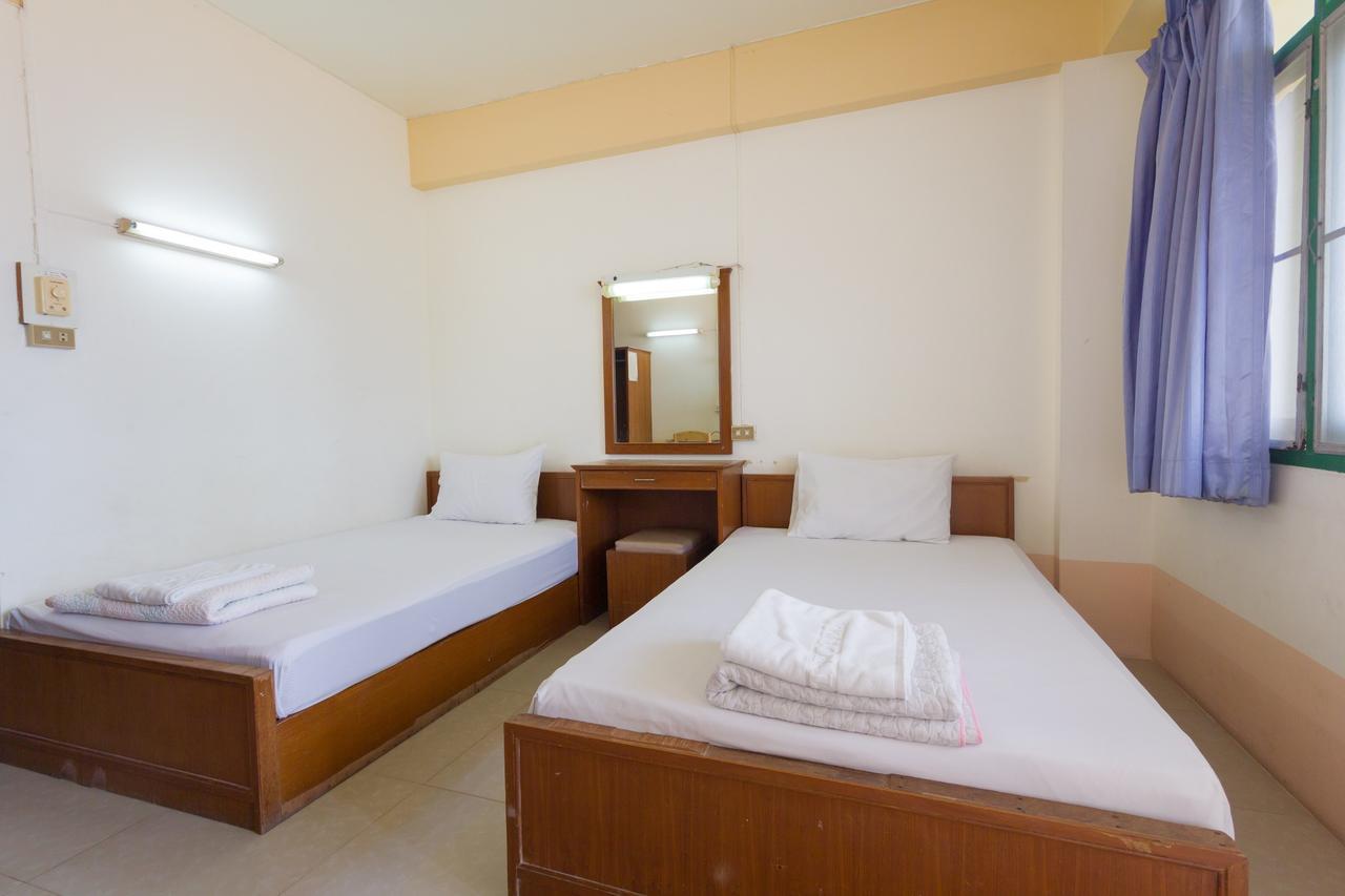 Mont Talay Hotel Prachuap Khiri Khan Exterior photo